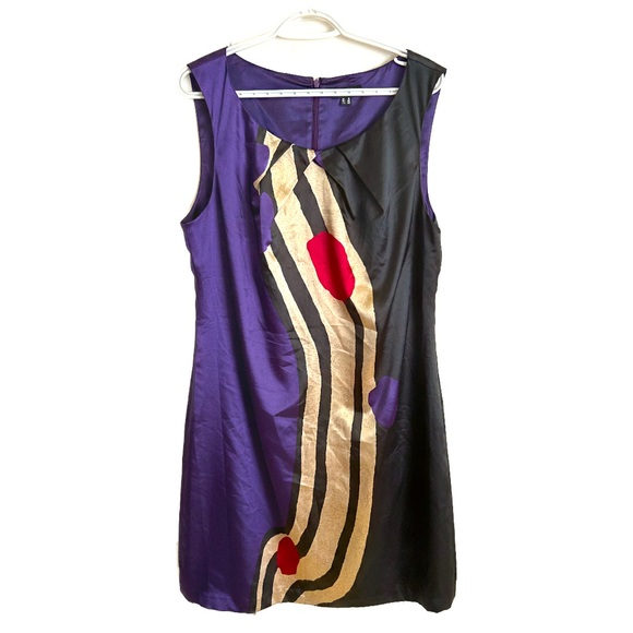 pomodoro Dresses & Skirts - ❤️ 3/$15❤️ Pomodoro satin dress